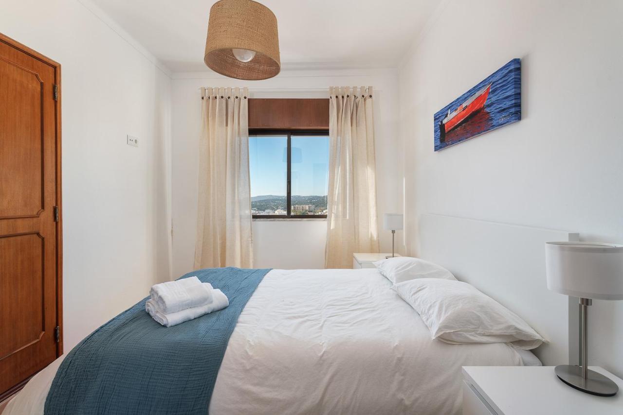 Hostwise - Spacious & Sunny Flat - 롤레 외부 사진